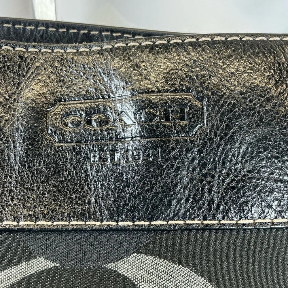 5GUI Coach Zoe Y2K Hobo Black Silver Optic Signature Hand‎ Shoulder Bag